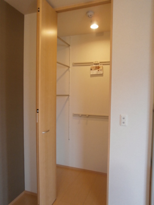 グレイス北花田の収納