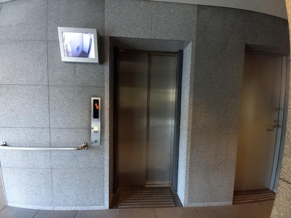 エレベータ