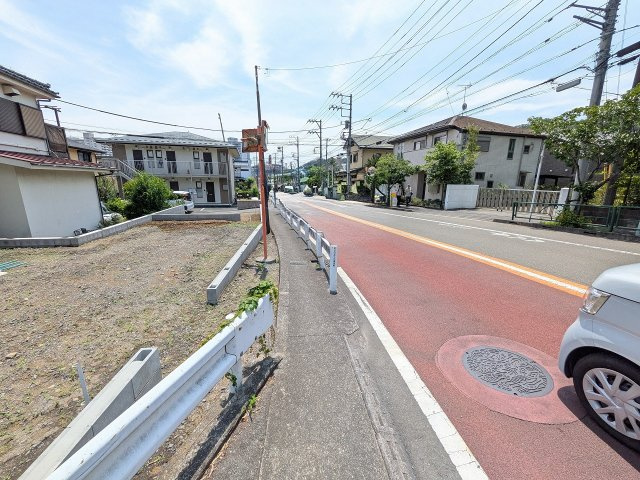 八王子市　廿里町　新築一戸建て　１期の前面道路含む現地写真|～2路線利用可能な高尾駅へ、真っすぐ徒歩4分で着きます～