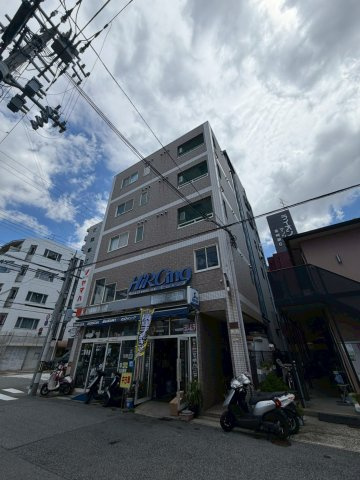 パルティール甲南の外観