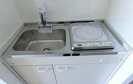 八王子市館町の賃貸マンションのキッチン
