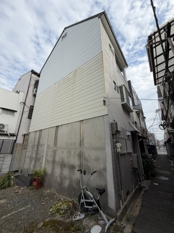 西区九条南3丁目貸家