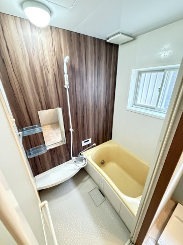 西区九条南3丁目貸家の洗面所
