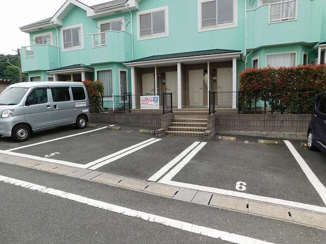 ブリッサ・モードの駐車場