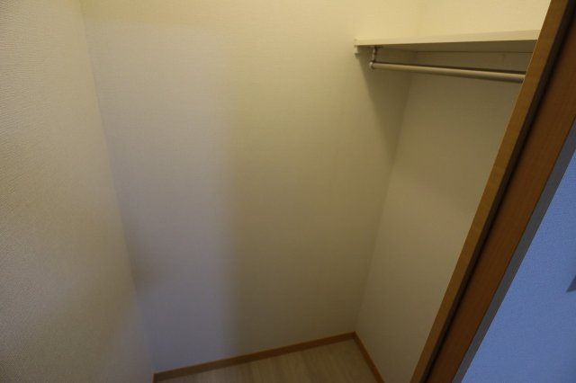 LEO六拾参番館の収納|ウォークインクローゼットです