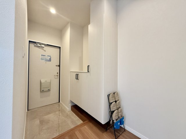 ライオンズマンション正徳町A棟の玄関