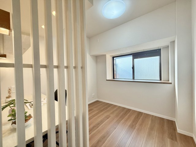 ライオンズマンション正徳町A棟の洋室