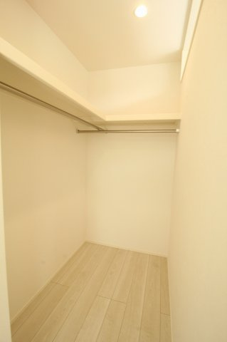 介良　新築戸建　1号棟　（全5区画）の収納|2Ｆ　南西の部屋　8.0帖+WCL+バルコニー付き