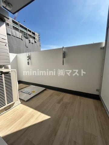 Alivis新町のバルコニー