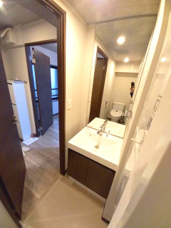 ミレドゥーエ西小山の独立洗面台|使いやすい洗面所です