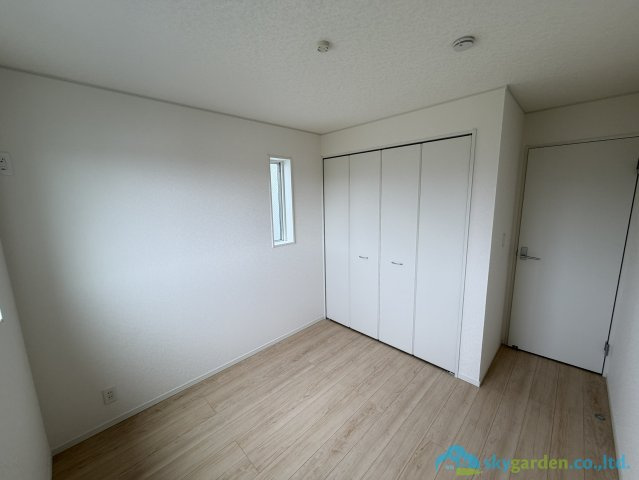 秦野市ひばりケ丘第2　新築戸建　全4棟4号棟の駐車場