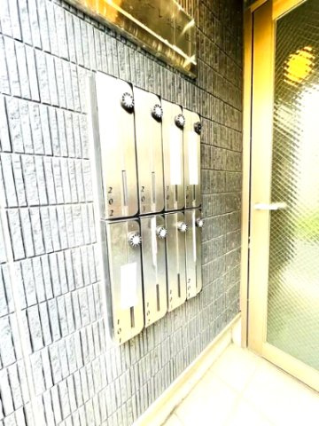 ミレアビターレ北千住のエントランス