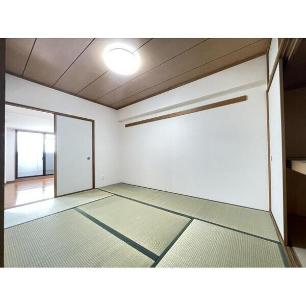東千里OMパレスの和室