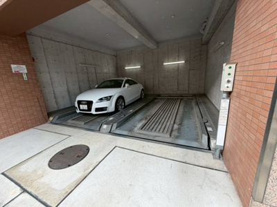【駐車場】 | ノーブルコート