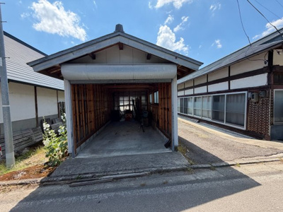 【駐車場】 | 耶麻郡北塩原村大字北山字村ノ内　倉庫　庭付き4DK