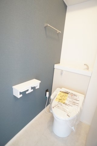 LA GLYCYNE逆瀬川のトイレ