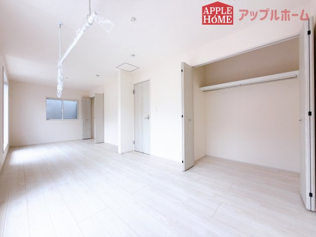 [新築住宅] 坂戸市元町 全4棟の洋室|２階居室は全室収納あり！たっぷりある収納活用でお部屋もキレイを保てます♪