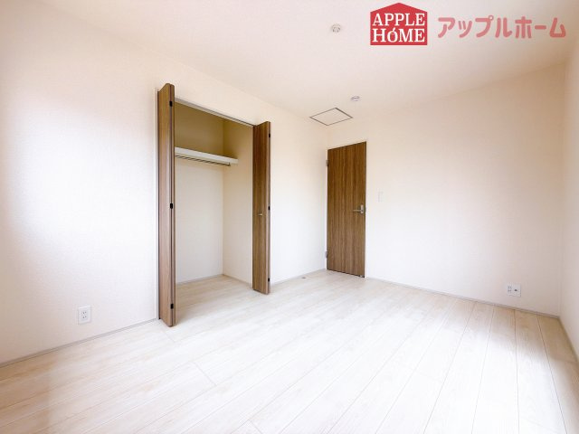 [新築住宅] 坂戸市元町 全4棟の洋室|２階居室は全室収納あり！たっぷりある収納活用でお部屋もキレイを保てます♪