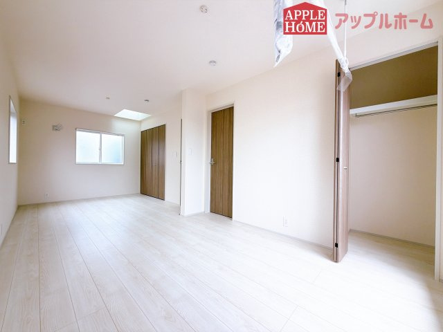 [新築住宅] 坂戸市元町 全4棟の洋室|２階居室は全室収納あり！たっぷりある収納活用でお部屋もキレイを保てます♪