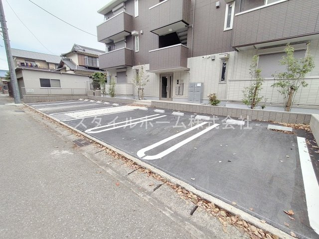 Park Front IWATAの駐車場