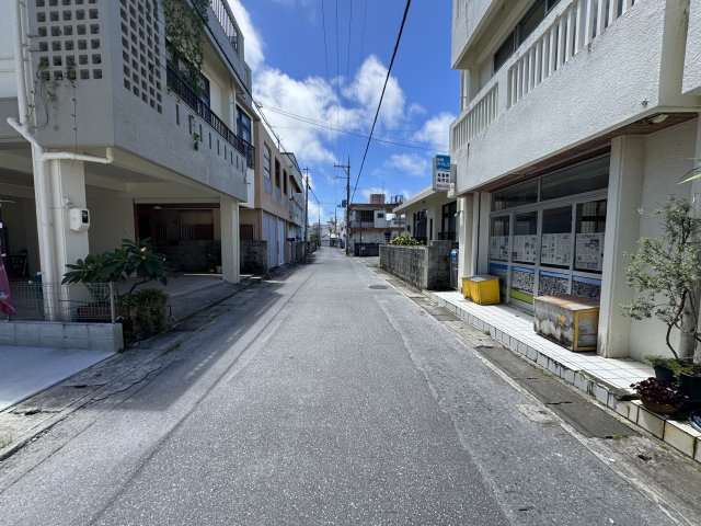 糸満市糸満（限定1棟）の前面道路含む現地写真|※南西側公道5.9m♪