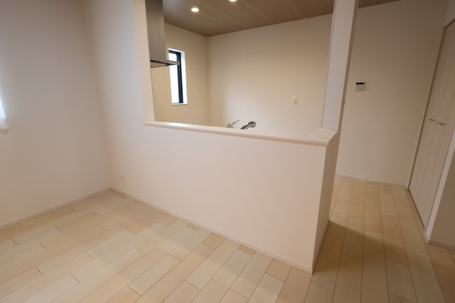 《仲介手数料無料》富士見市上沢１丁目13-11新築一戸建てハートフルタウンのキッチン