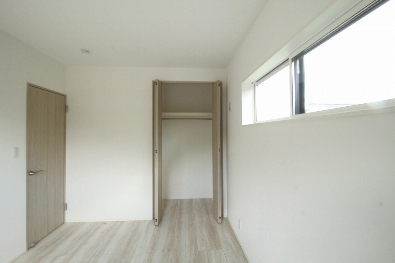 介良　新築戸建　2号棟　（全5区画）の洋室|2F　北東の部屋　6.0帖+CL
