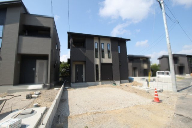 介良　新築戸建　2号棟　（全5区画）の外観