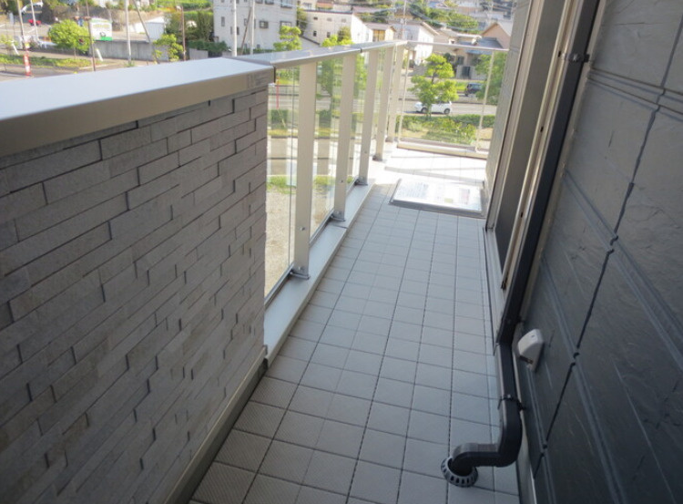 RESONATE大分駅南のバルコニー