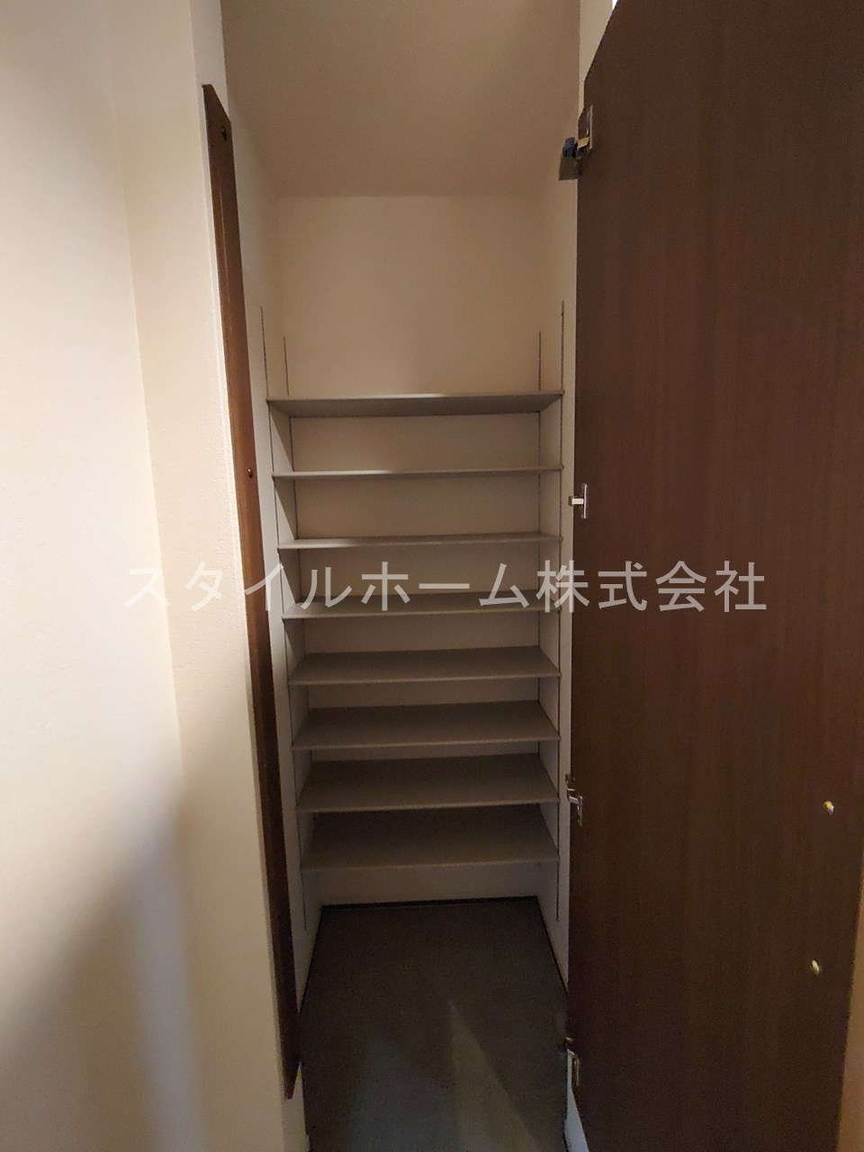 Ｅｓ　ｔｕｐｅｎｄоの収納