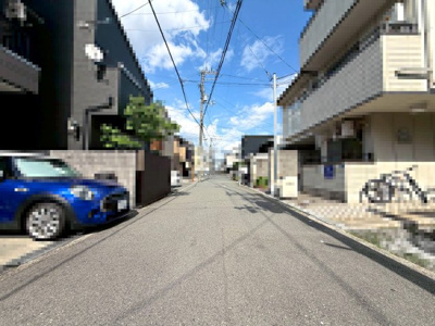 【前面道路含む現地写真】 | 東住吉区東田辺　現状更地　建築条件無し売り土地 | 【現地写真】
前面道路すっきり、光と開放感が広がる区画。
