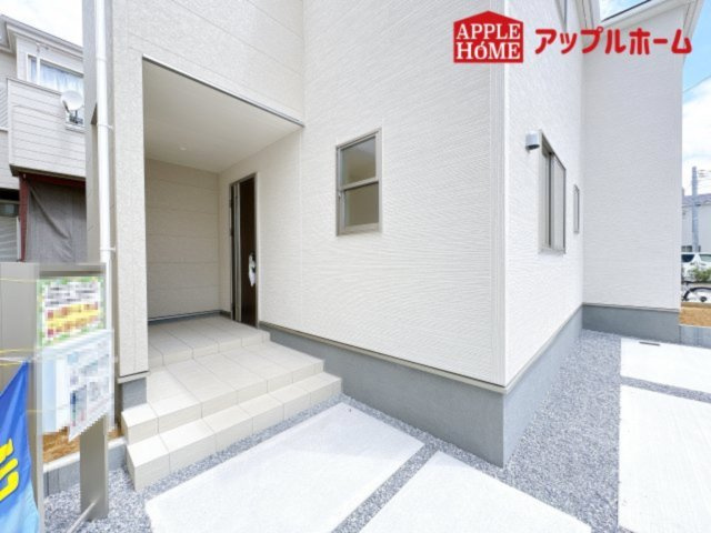[新築住宅] 鴻巣市松原 3期 全5棟のエントランス|資料請求、お電話でのお問合せ、いつでも丁寧に対応させていただきます！不動産業界のプロフェッショナルが集う弊社にぜひ一度ご相談ください！