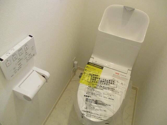 リーヴェルポート上大岡Ｓｅｃｈｓのトイレ
