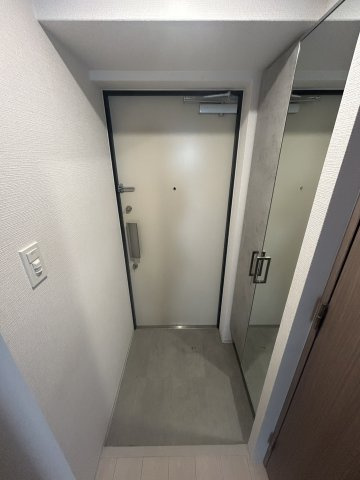 ＭＪＣ大阪ラフィーネの玄関