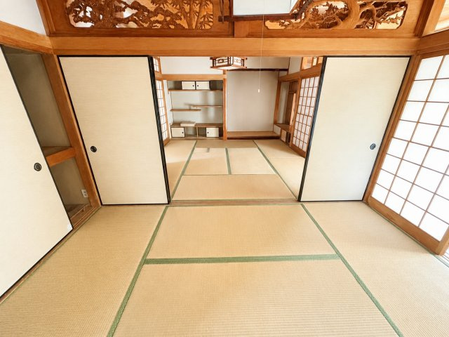 山口市吉敷上東　中古住宅の和室|趣のある和室です