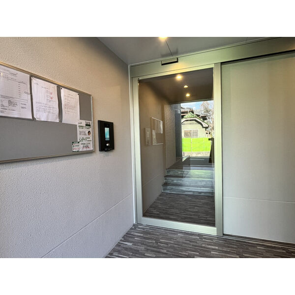 G VIVRE 御器所　名古屋市賃貸　仲介手数料無料のエントランス