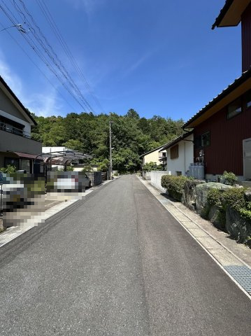 土地　太郎丸の前面道路含む現地写真