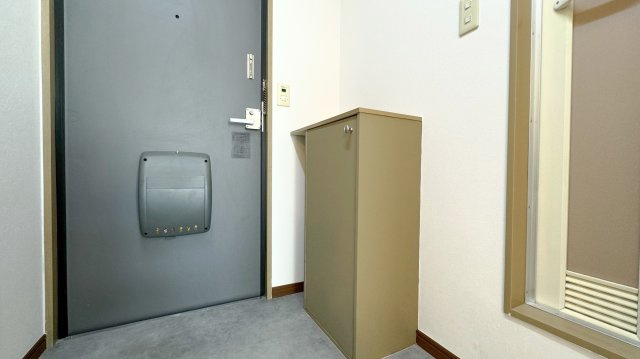 シュルプの玄関