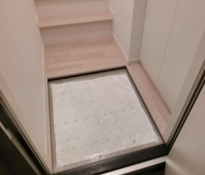 【玄関】 | イーストライズ