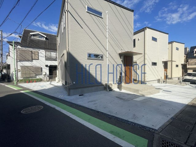 cLasso A棟の駐車場