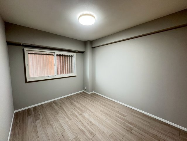 ライオンズマンション舞子の洋室|ゆったりした洋室です