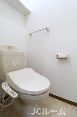 ロイヤルパレス春日山のトイレ