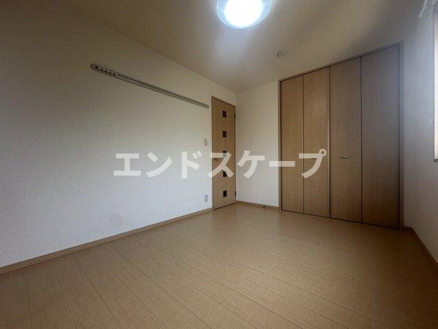 サンモールの洋室|高崎、前橋のお部屋探しはエンドスケープまで！お客様の理想お聞かせ下さい♪