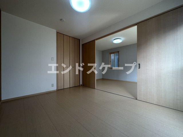 サンモールの洋室|高崎、前橋のお部屋探しはエンドスケープまで！お客様の理想お聞かせ下さい♪