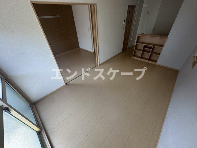 サンモールの居間・リビング|高崎、前橋のお部屋探しはエンドスケープまで！お客様の理想お聞かせ下さい♪