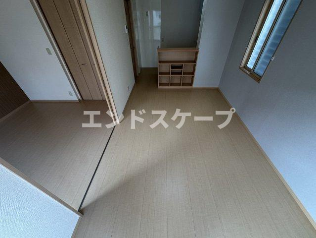 サンモールの居間・リビング|高崎、前橋のお部屋探しはエンドスケープまで！お客様の理想お聞かせ下さい♪