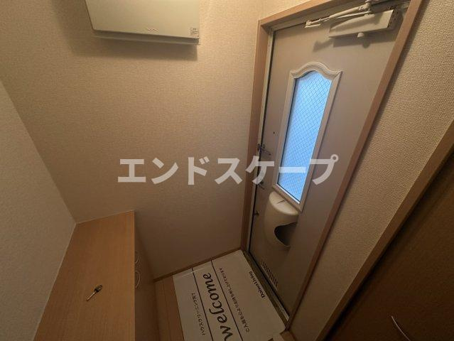 サンモールの玄関|高崎、前橋のお部屋探しはエンドスケープまで！お客様の理想お聞かせ下さい♪