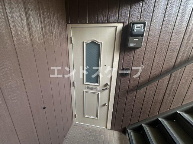 サンモールの玄関|高崎、前橋のお部屋探しはエンドスケープまで！お客様の理想お聞かせ下さい♪