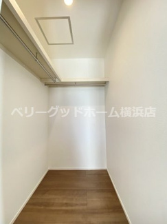 【洋室】 | 横浜市泉区上飯田町６期・8期　全２棟 | 施工例写真