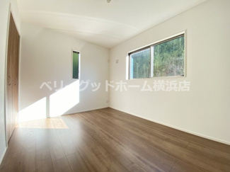 【バルコニー】 | 横浜市泉区上飯田町６期・8期　全２棟 | 施工例写真